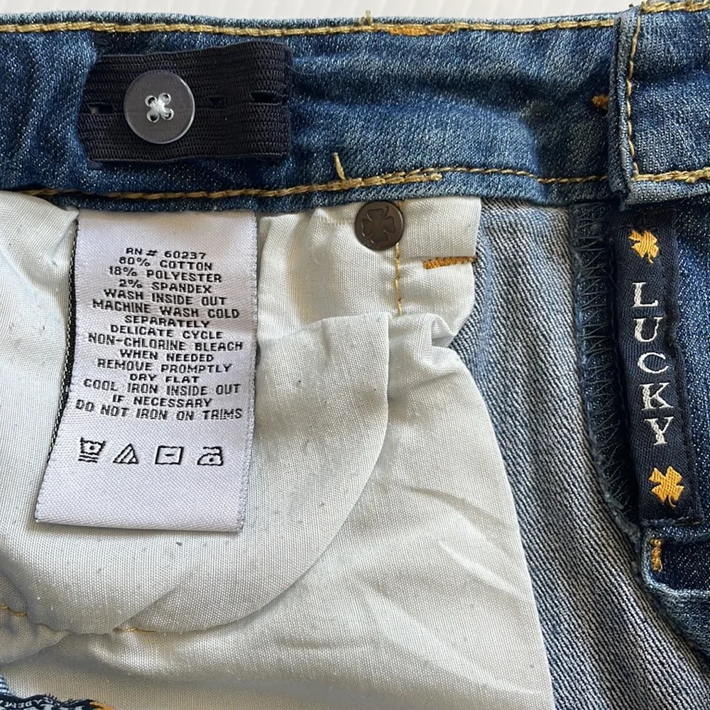 Lucky brand Cate skinny girls jean.  Size 10